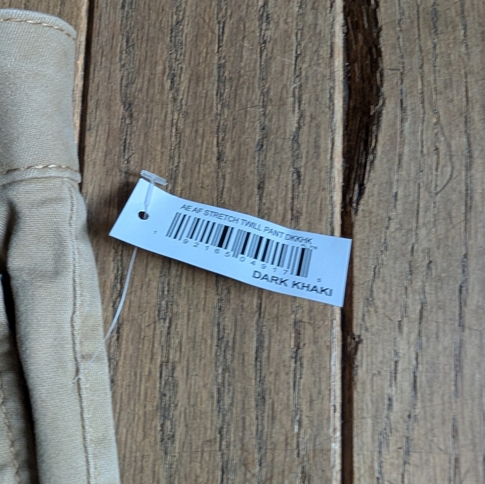 Nwt Men's Amazon Essentials Stretch Twill Pant In Dark Khaki Size 46x32 - Picture 2 of 3